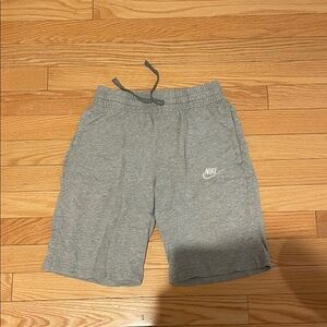 Nike kids Athletic Shorts in Gray